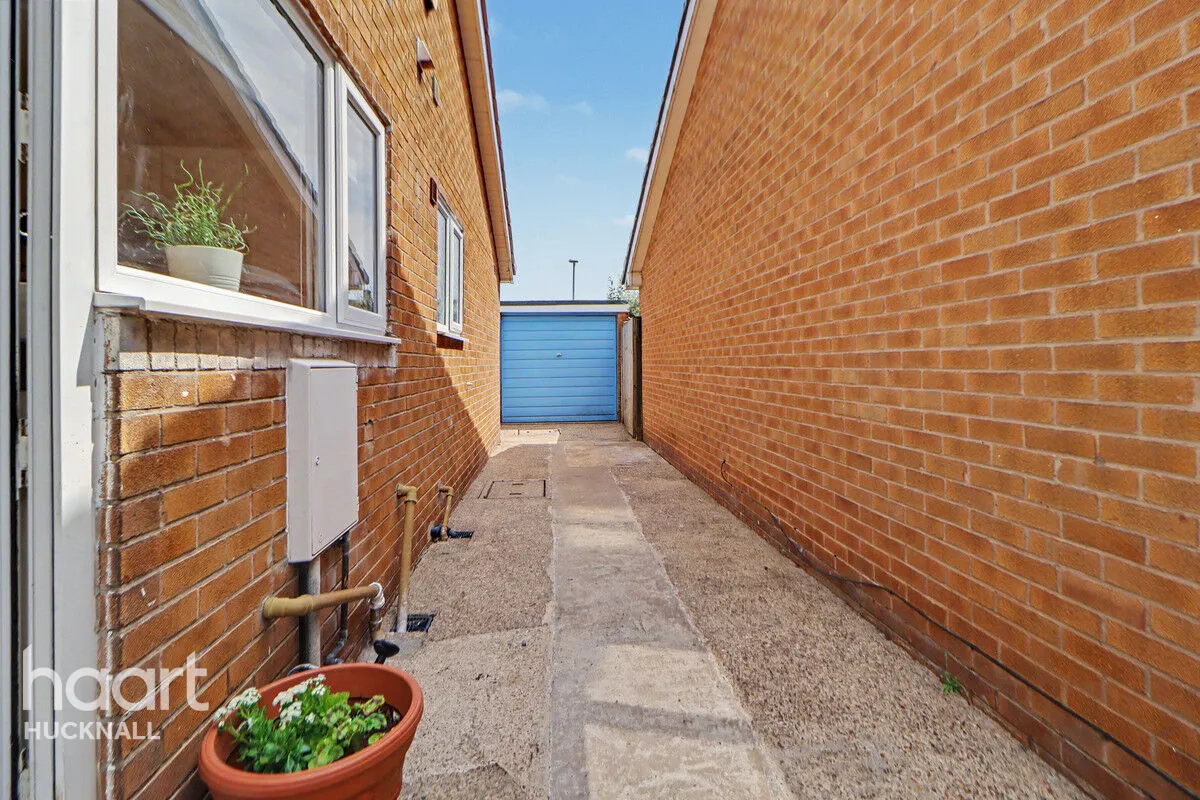 Polperro Way, Nottingham, NG15, photo 11