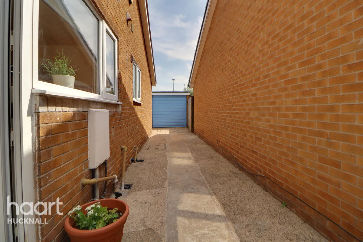 Polperro Way, Nottingham, NG15, photo 10