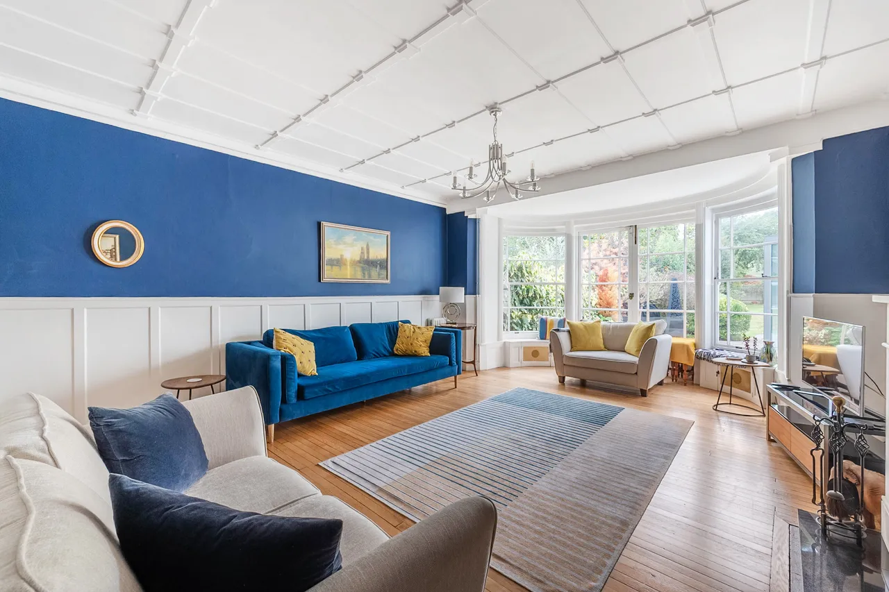 Inwood, Grange Road, Bushey, photo 12