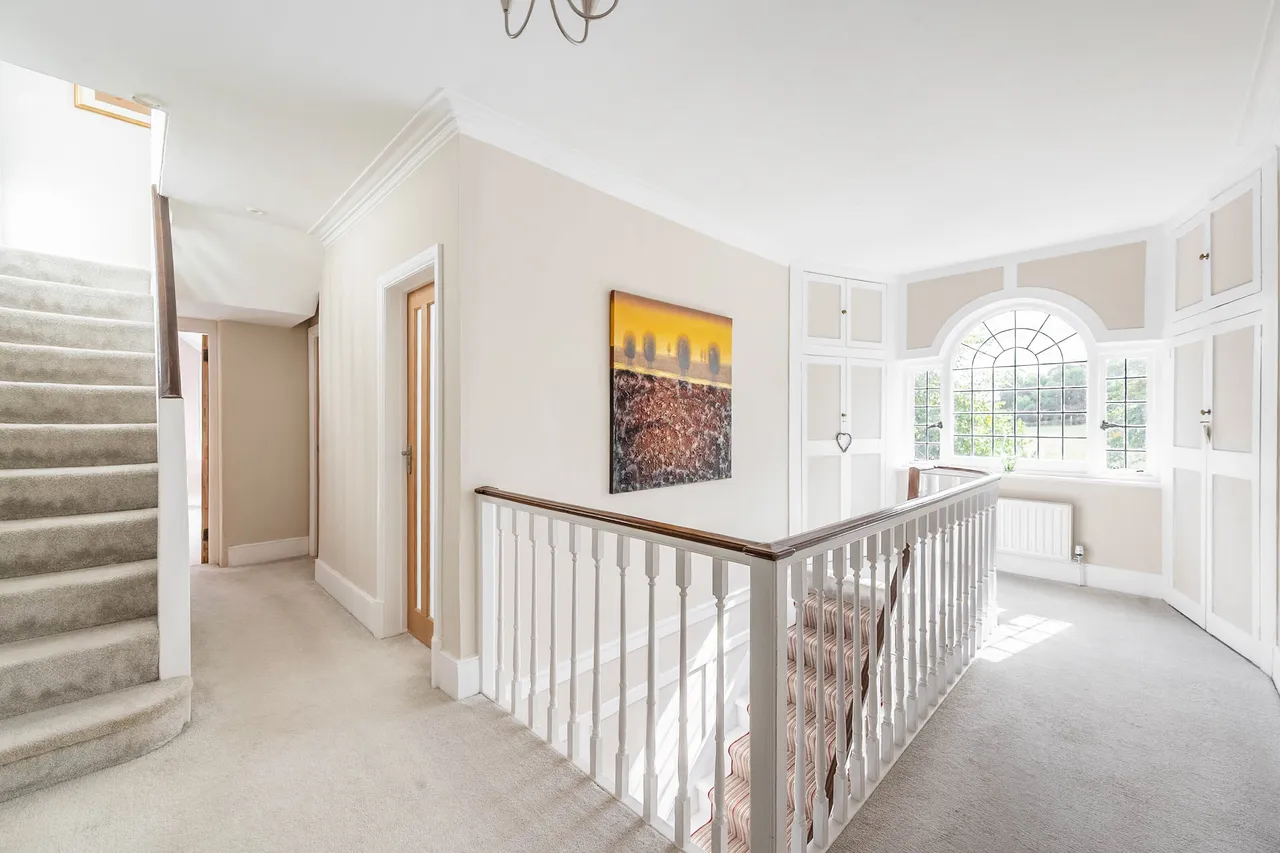 Inwood, Grange Road, Bushey, photo 7