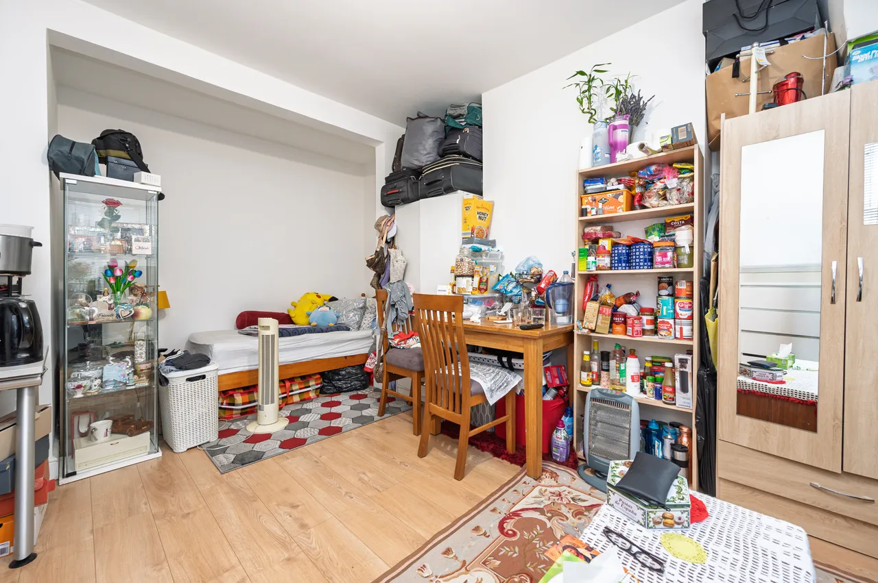 London, NW11, photo 3