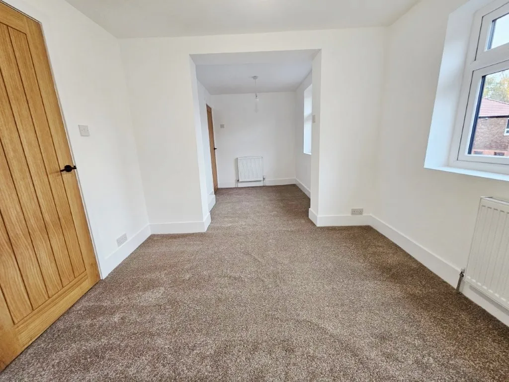 Moorside Crescent, Droylsden, M43, photo 15