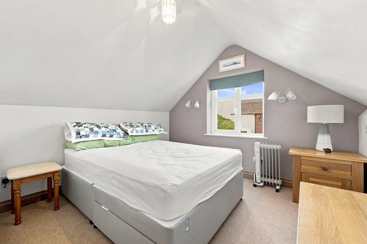 Cedarway, Bollington, photo 13