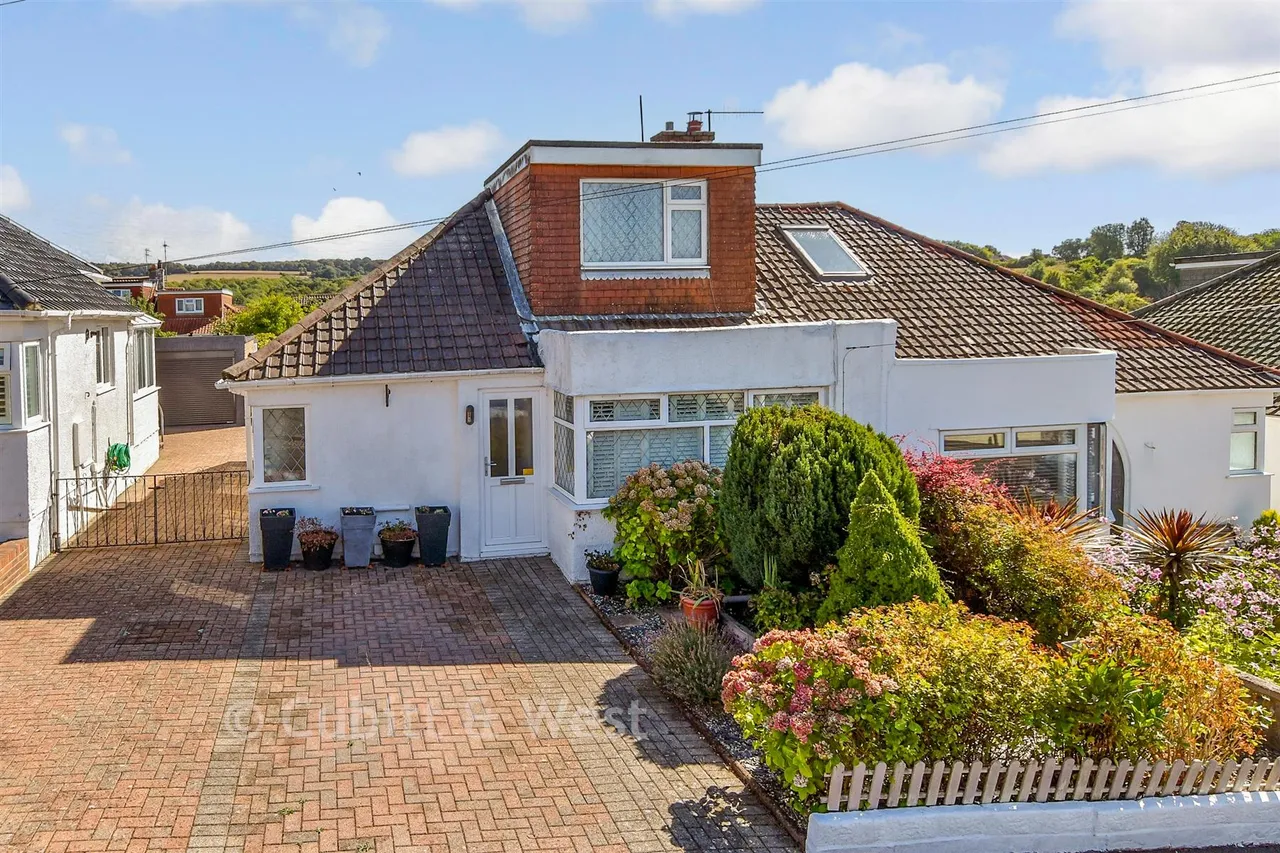 4 bed house for sale, Bengairn Avenue, Brighton, BN1