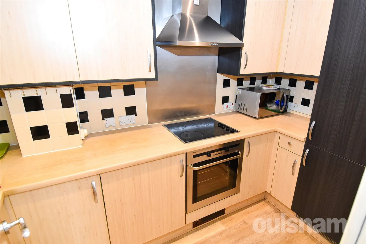 Yew Tree Road, Moseley, Birmingham, West Midlands, B13 8NQ, photo 10