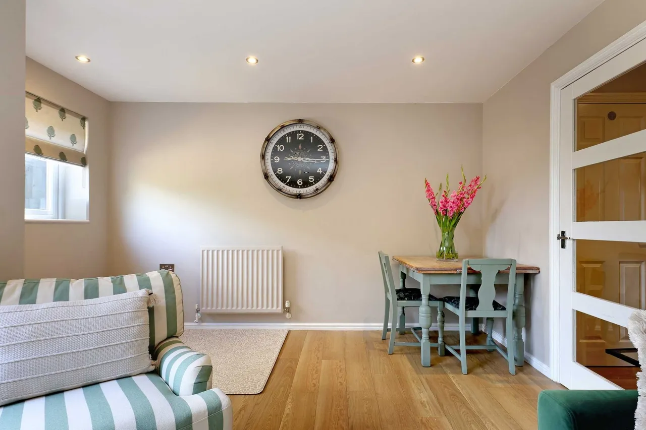 Wheeler Place, Beaconsfield, HP9, photo 8