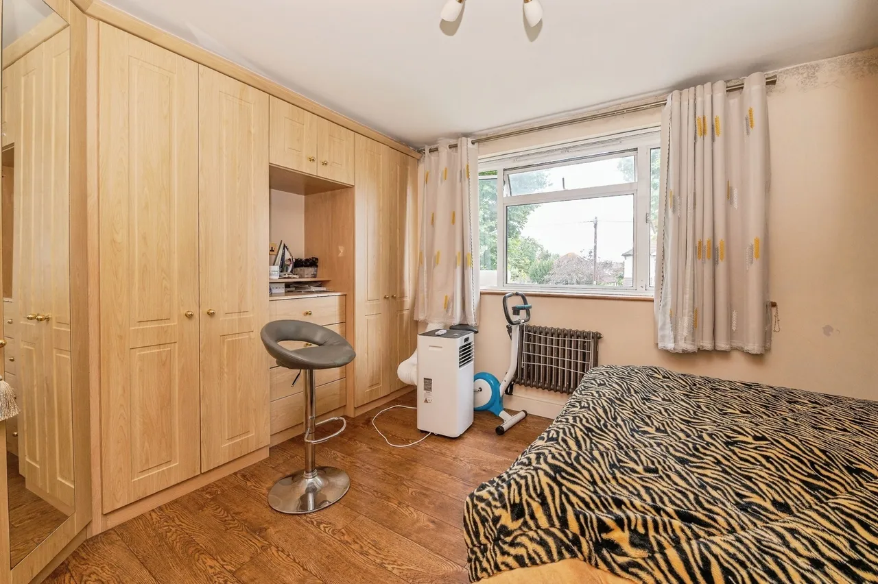 Canfield Road, RAINHAM, Essex, RM13, photo 5