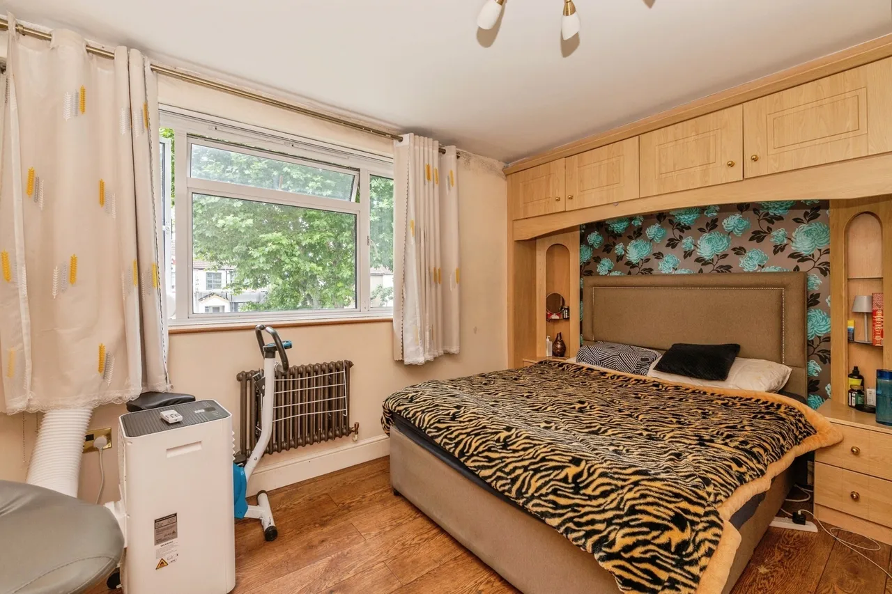 Canfield Road, RAINHAM, Essex, RM13, photo 11