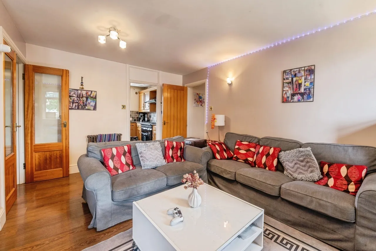 Canfield Road, RAINHAM, Essex, RM13, photo 4