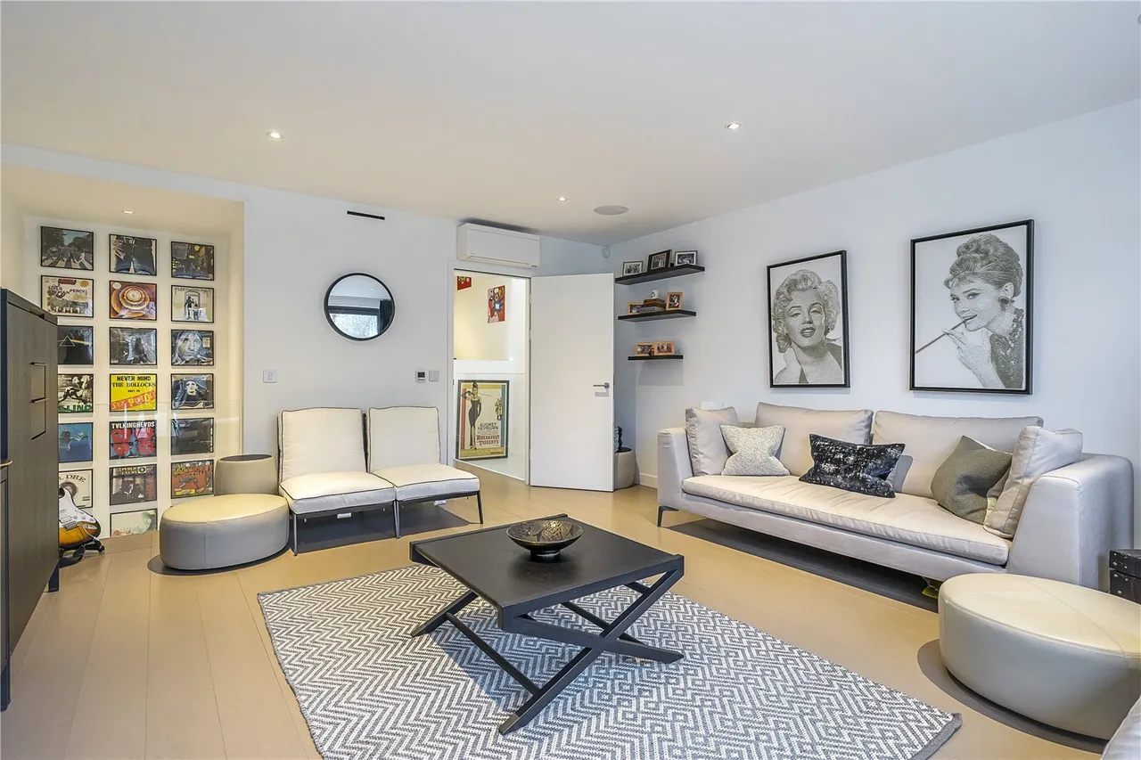 Pinnacle Close, London, N10, photo 5