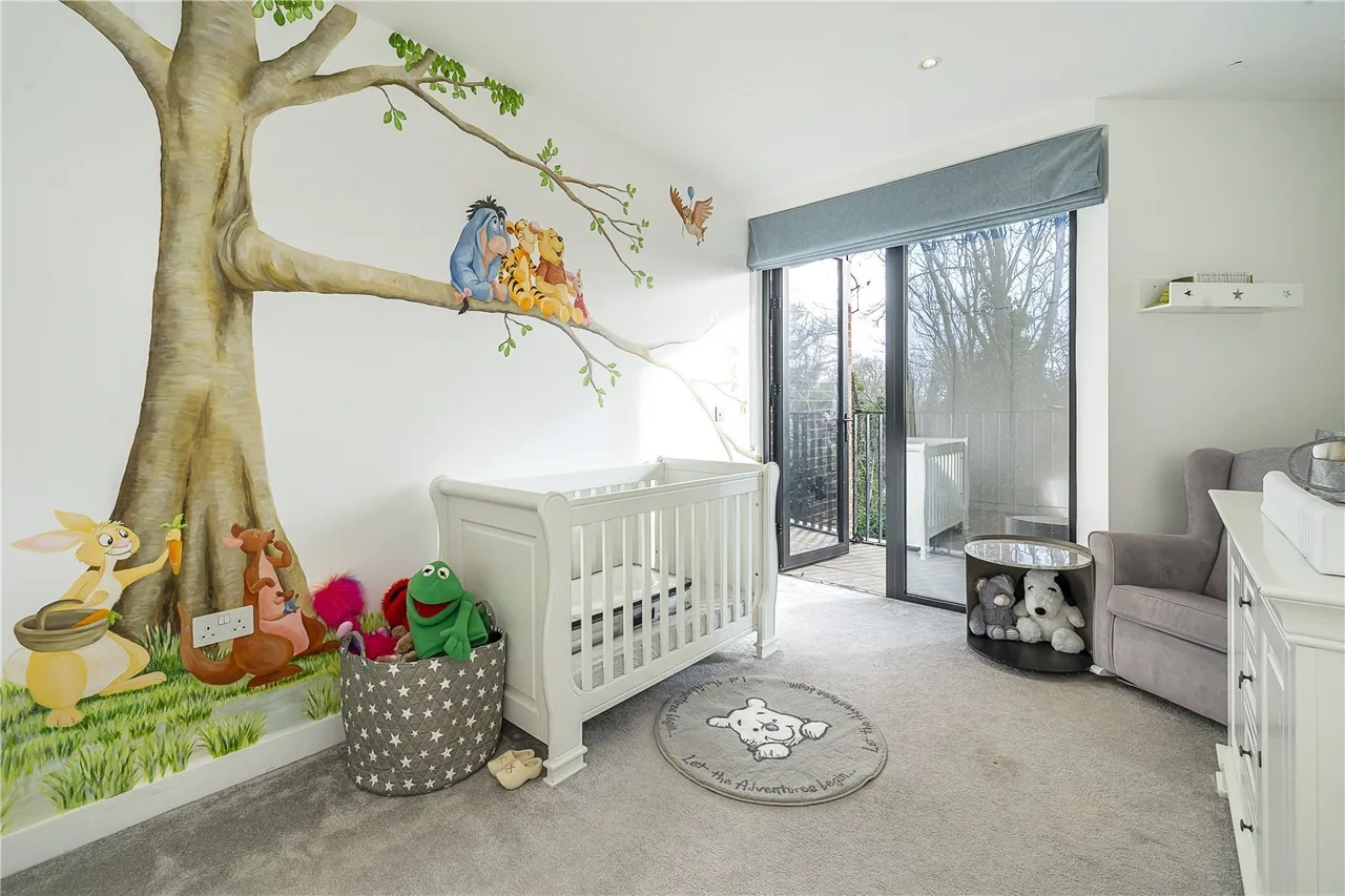Pinnacle Close, London, N10, photo 12