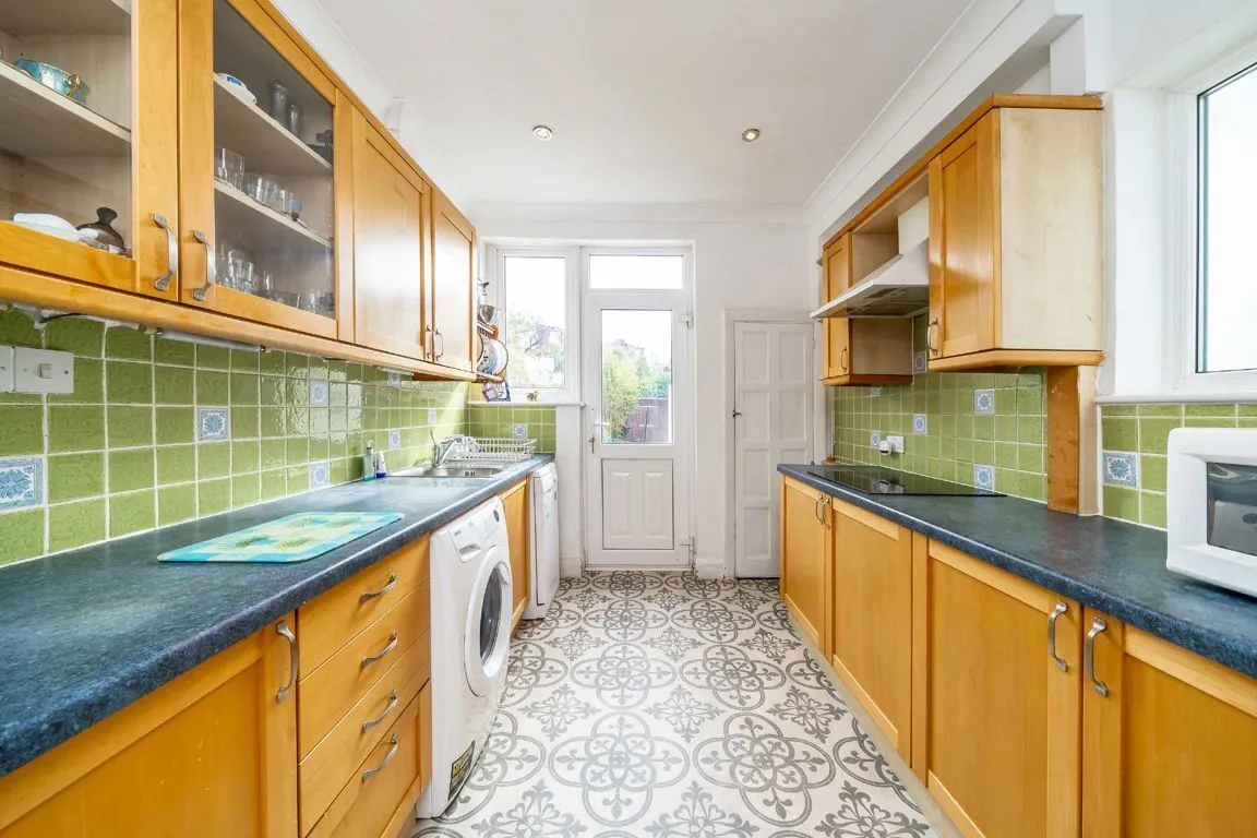 Briar Avenue, SW16, photo 2