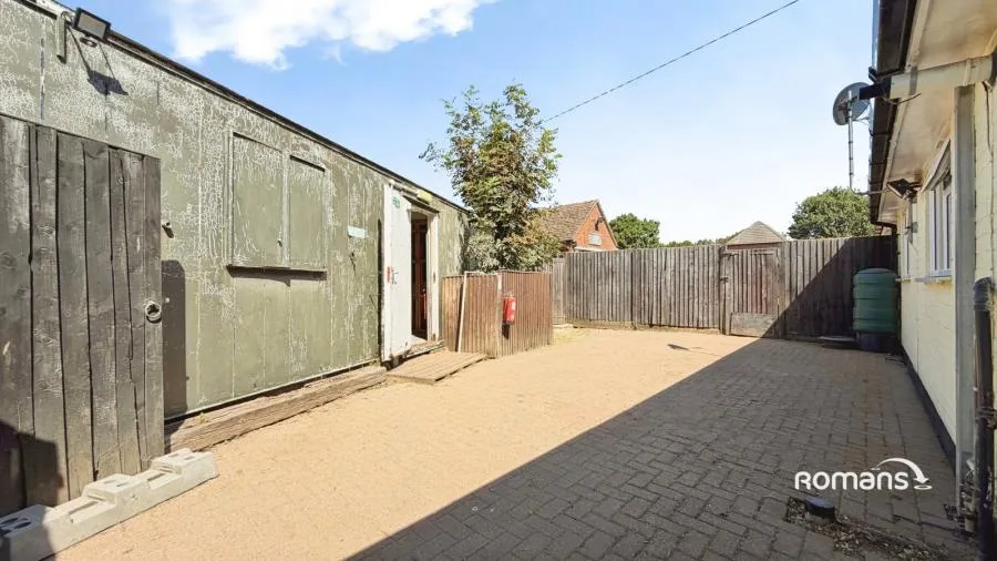 Aldermaston Road, Pamber Green, RG26, photo 10