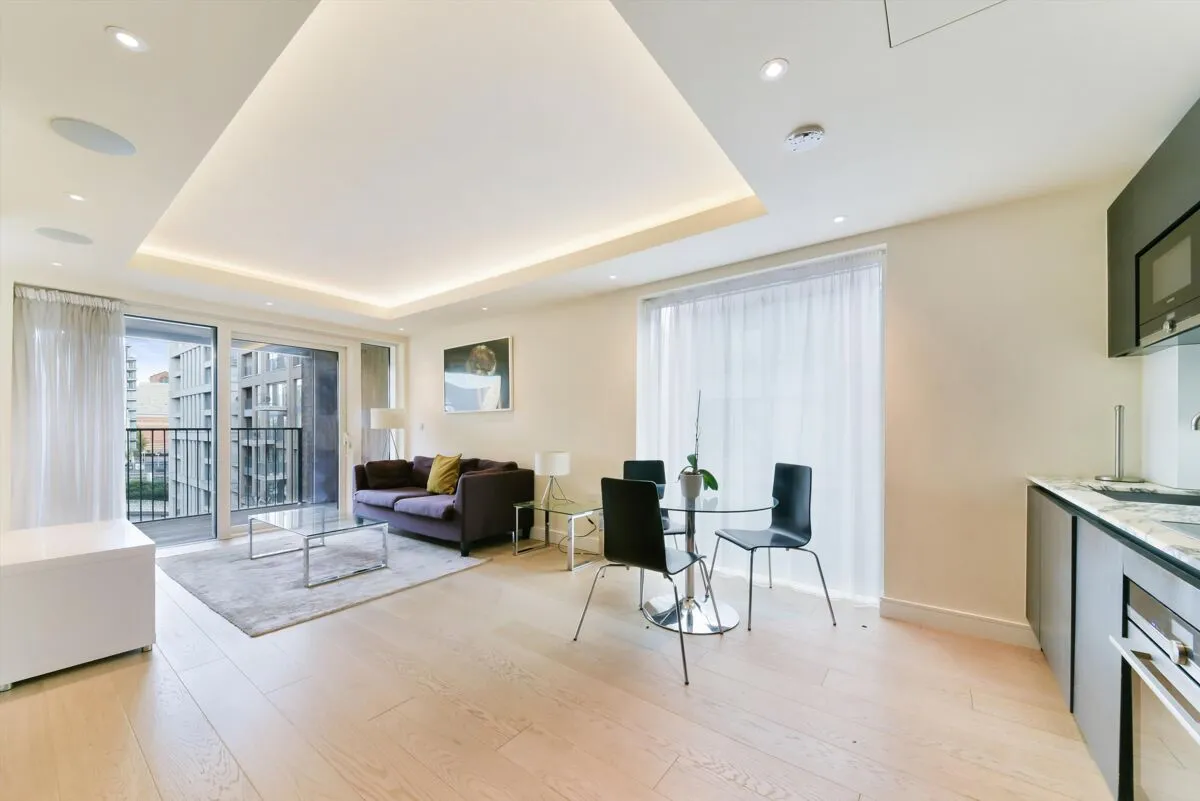Woodford House, Chelsea Creek, SW6, photo 2
