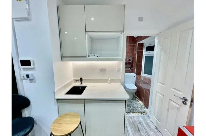 Whitton Avenue West, Greenford, UB6, photo 35