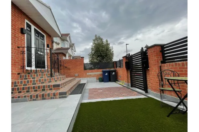 Whitton Avenue West, Greenford, UB6, photo 7