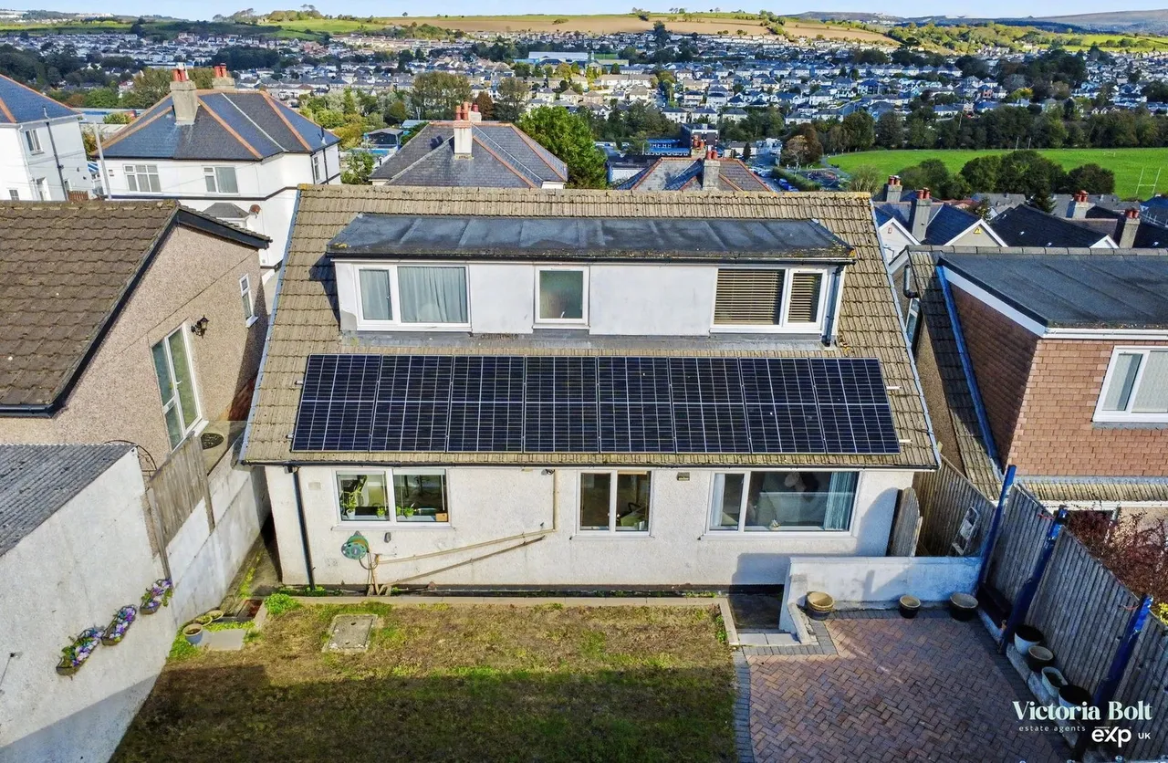 Merafield Road, Plympton, photo 4
