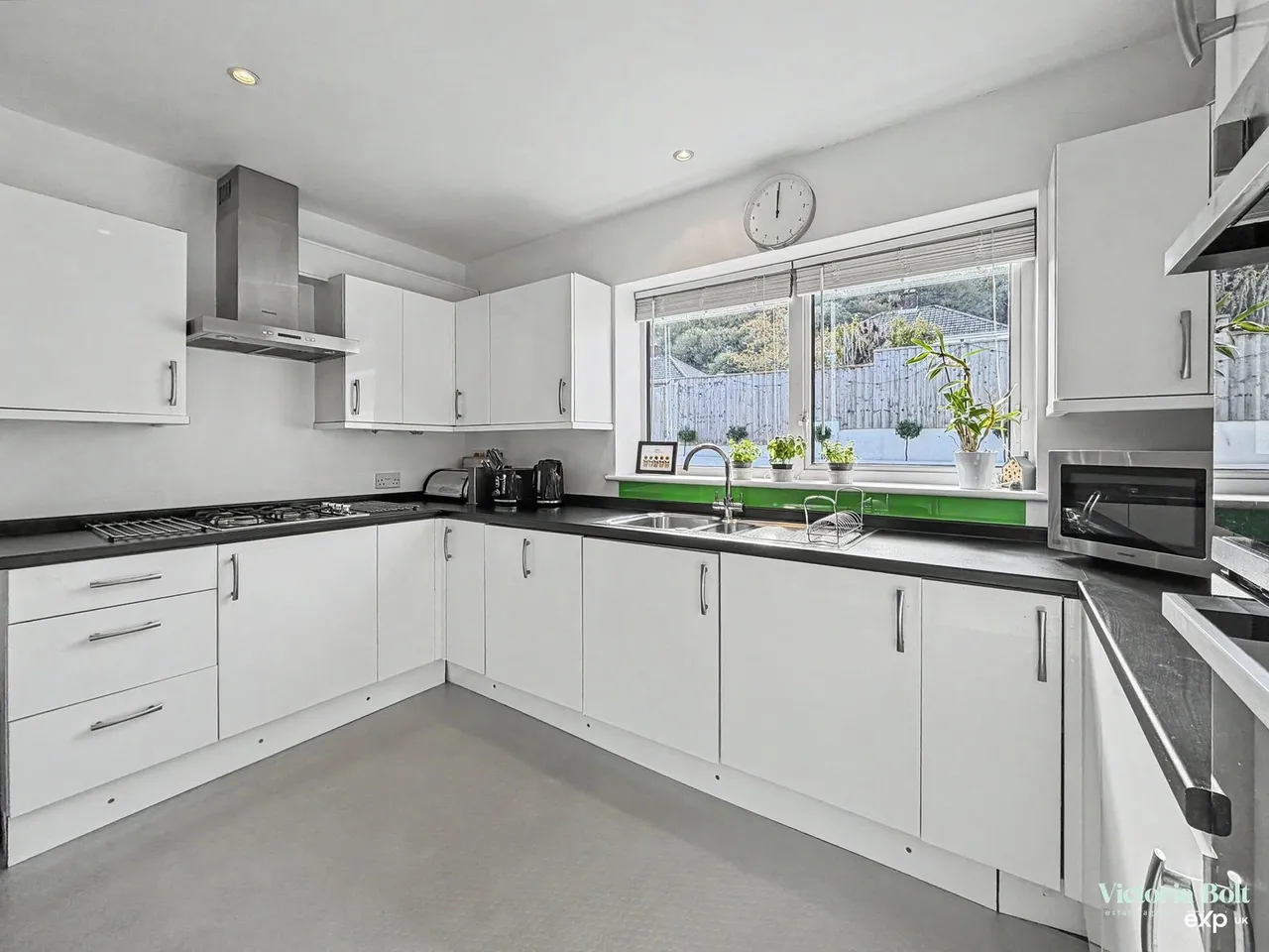 Merafield Road, Plympton, photo 15