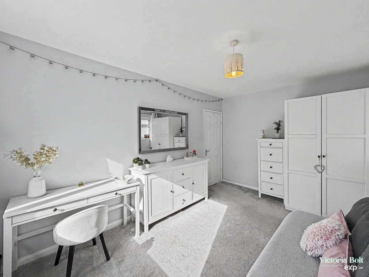Merafield Road, Plympton, photo 13