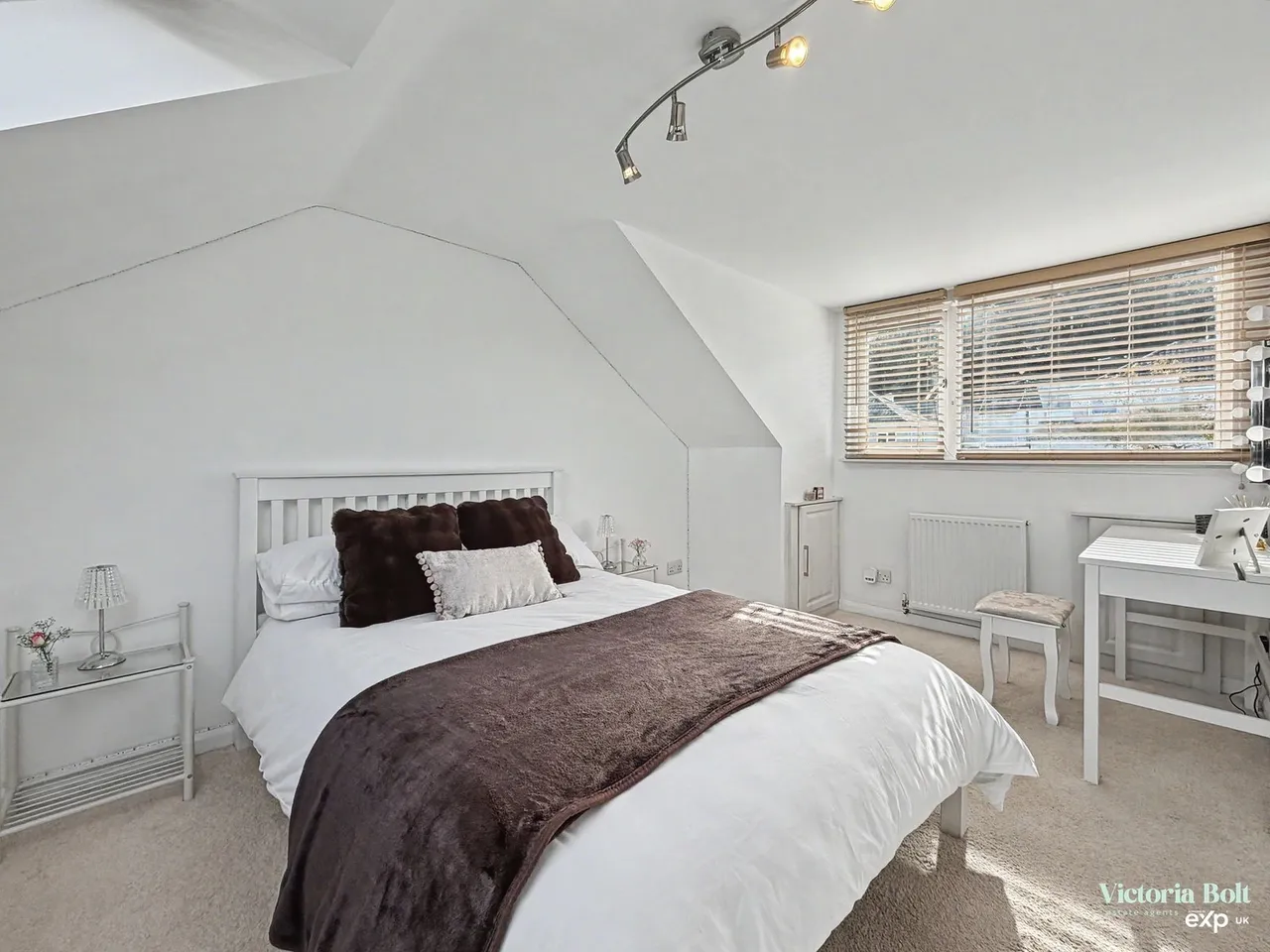 Merafield Road, Plympton, photo 21