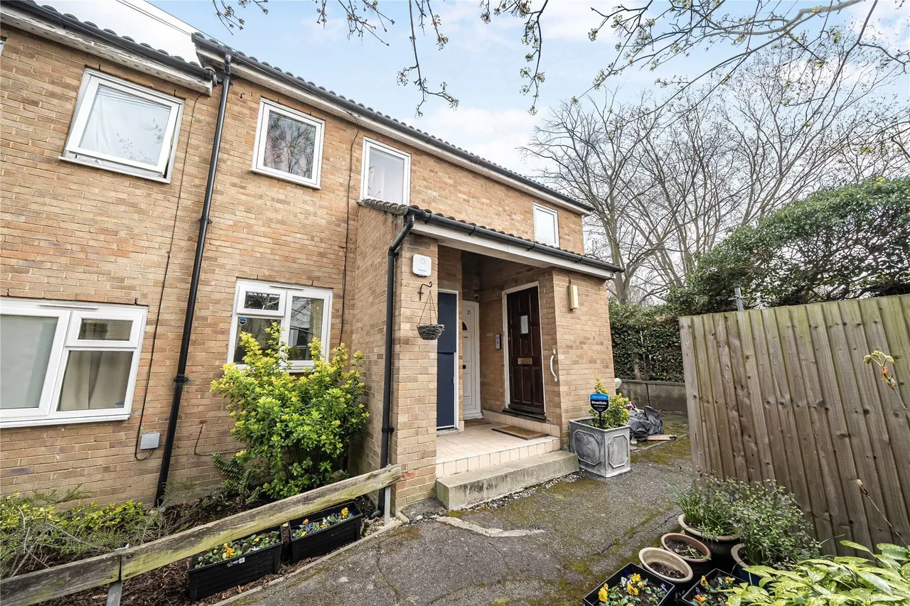 1 bed flat for sale — Albert Road, London, SE9