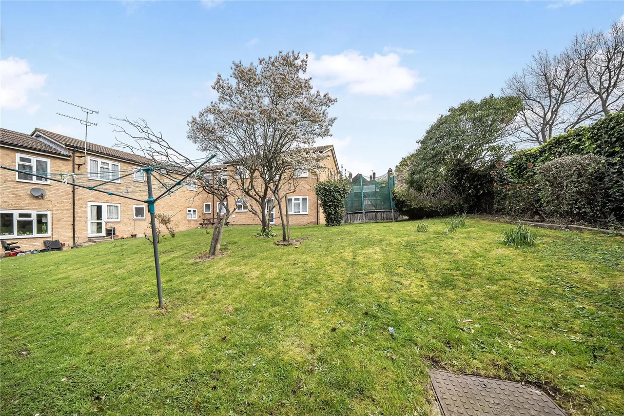 Albert Road, London, SE9, photo 15