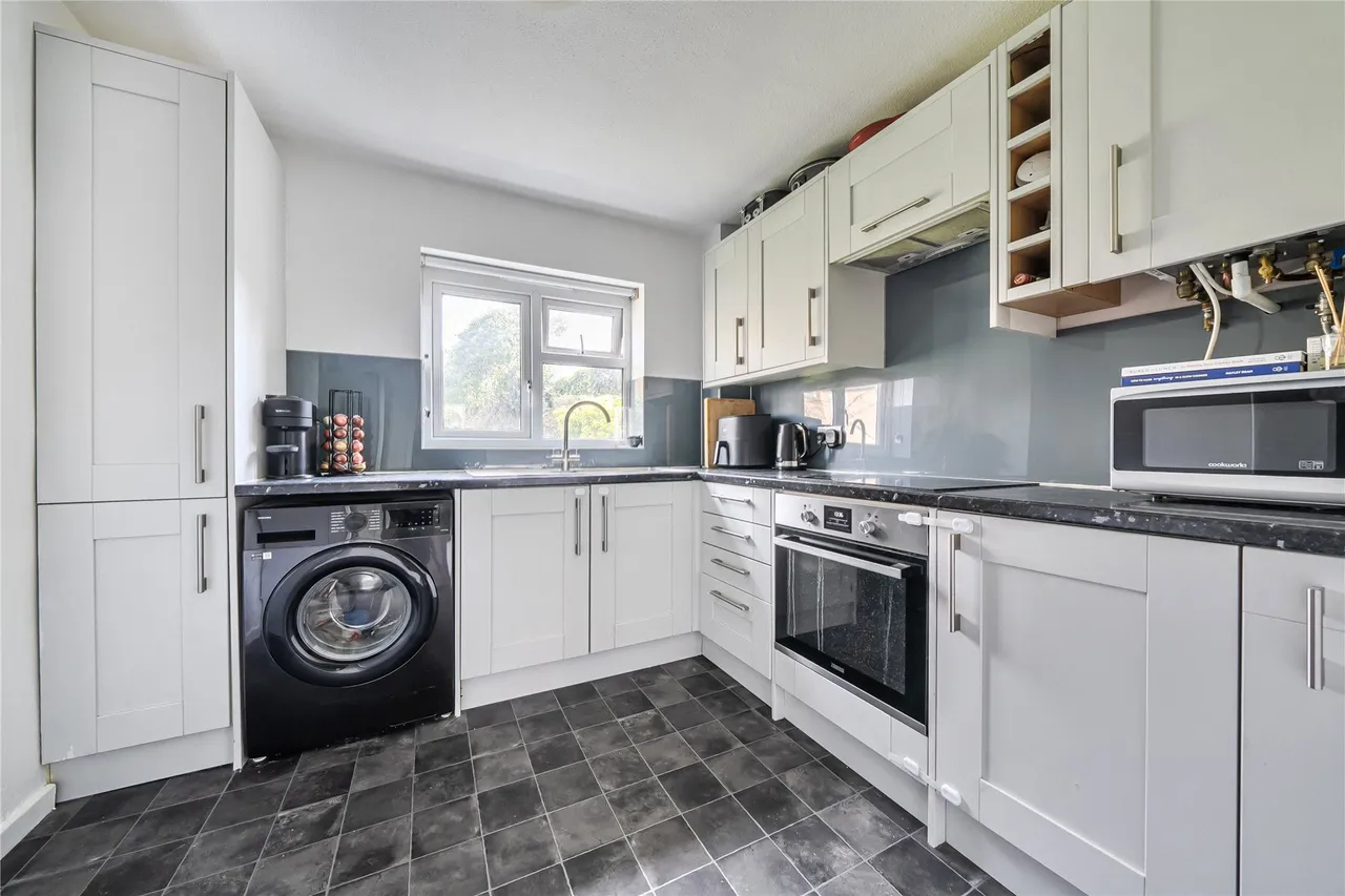 Albert Road, London, SE9, photo 4