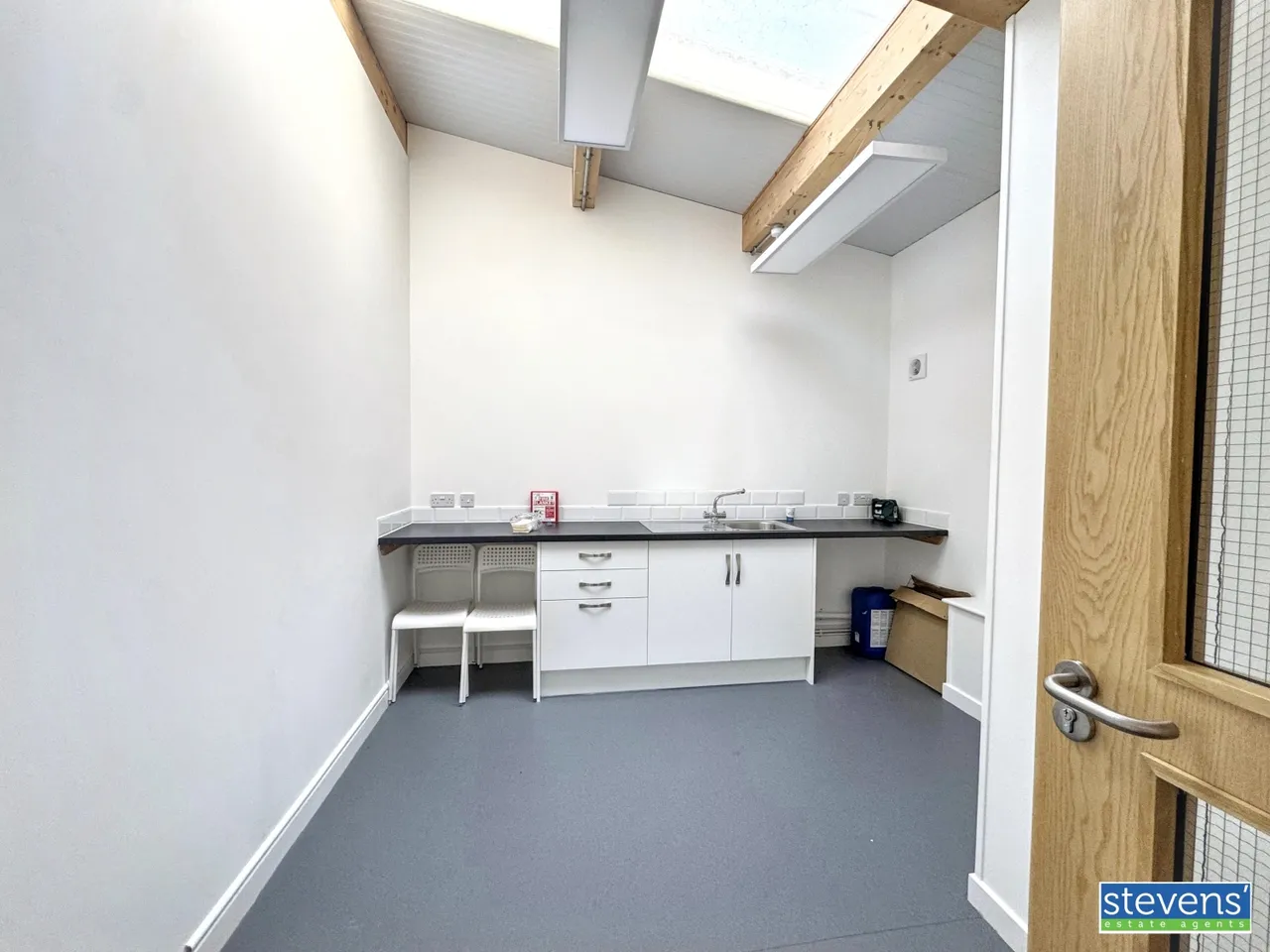 Cranmere Court, Okehampton, EX20, photo 5