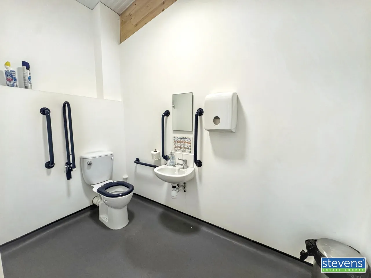 Cranmere Court, Okehampton, EX20, photo 8