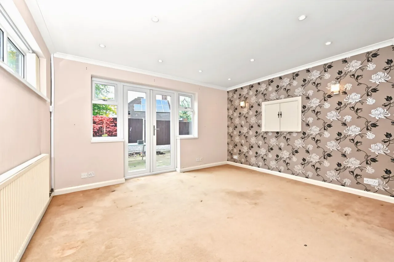 Stuart Avenue, Trentham, ST4, photo 4