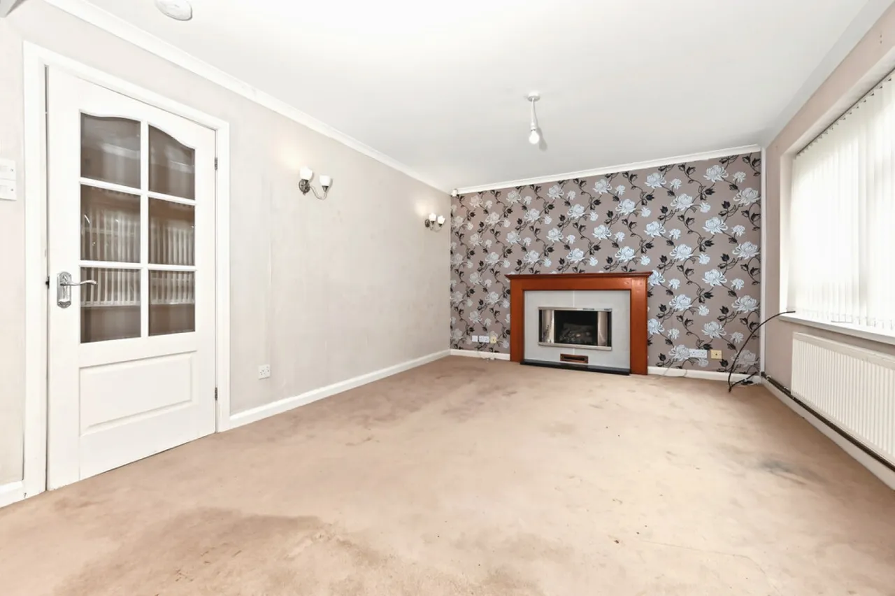 Stuart Avenue, Trentham, ST4, photo 3
