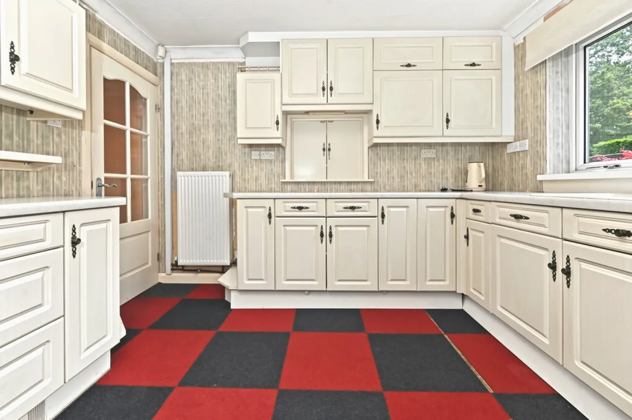 Stuart Avenue, Trentham, ST4, photo 6