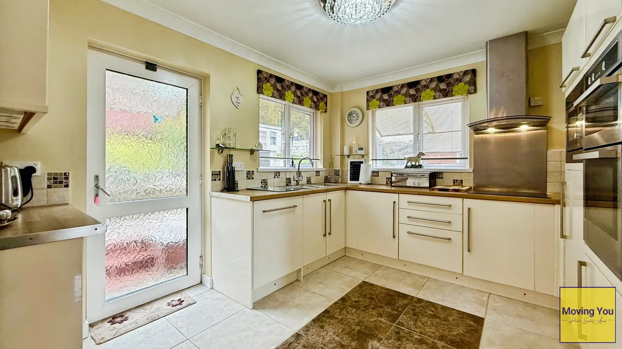 Ael Y Fro, Pontardawe, Swansea, SA8 4NS, photo 4
