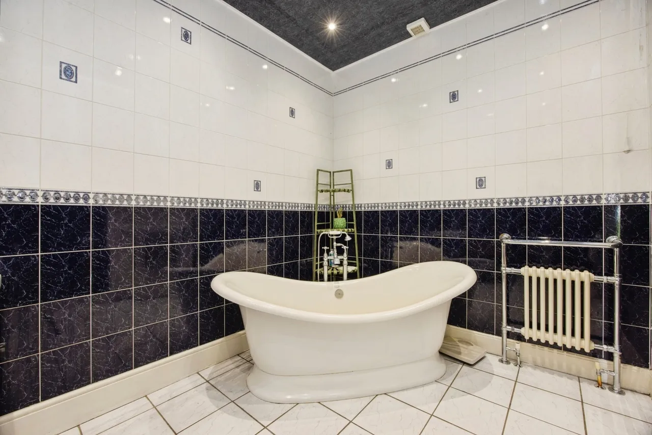Ledrah Road, St. Austell, PL25, photo 13