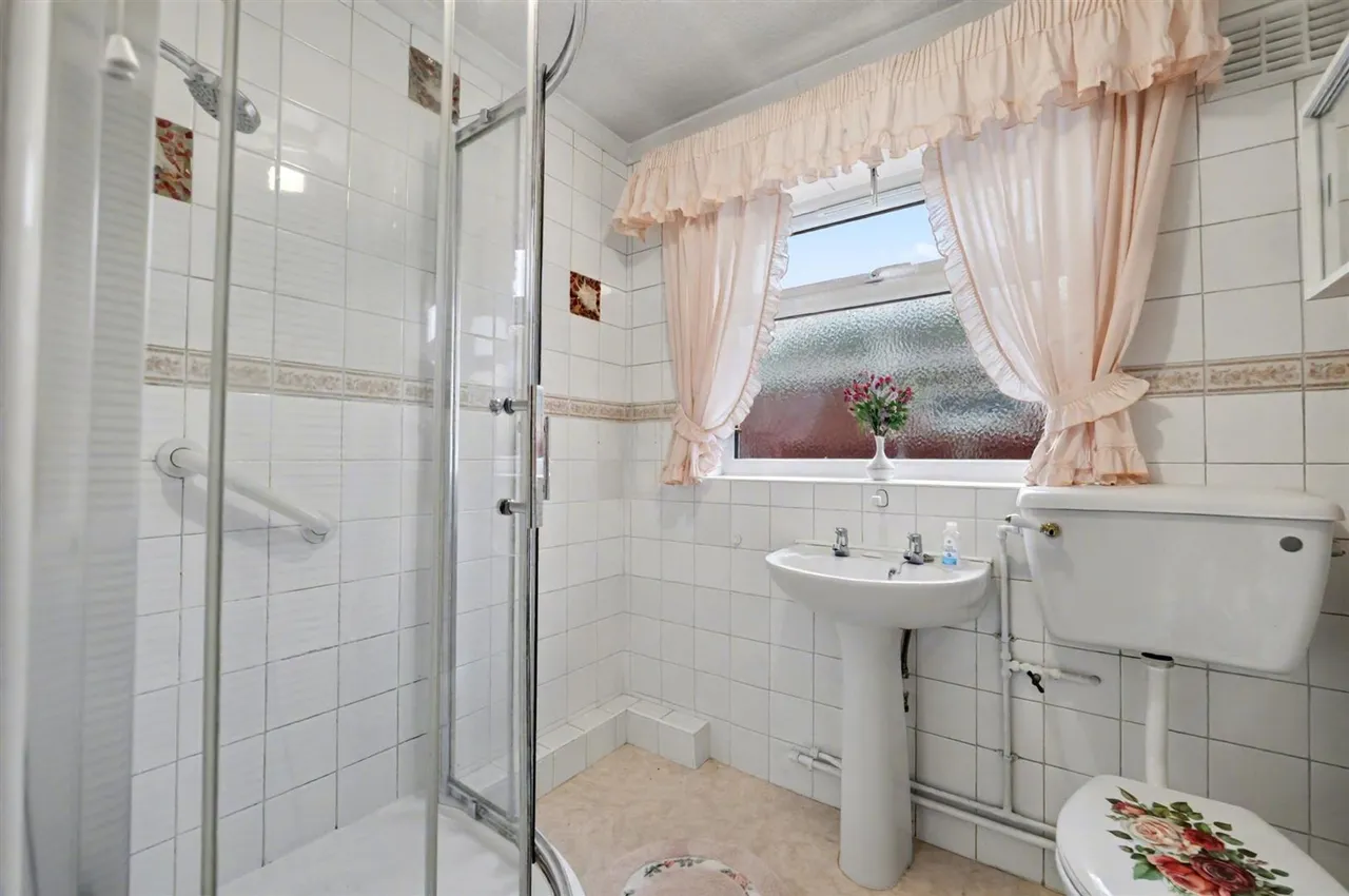 Barne Close, Nuneaton, CV11, photo 14