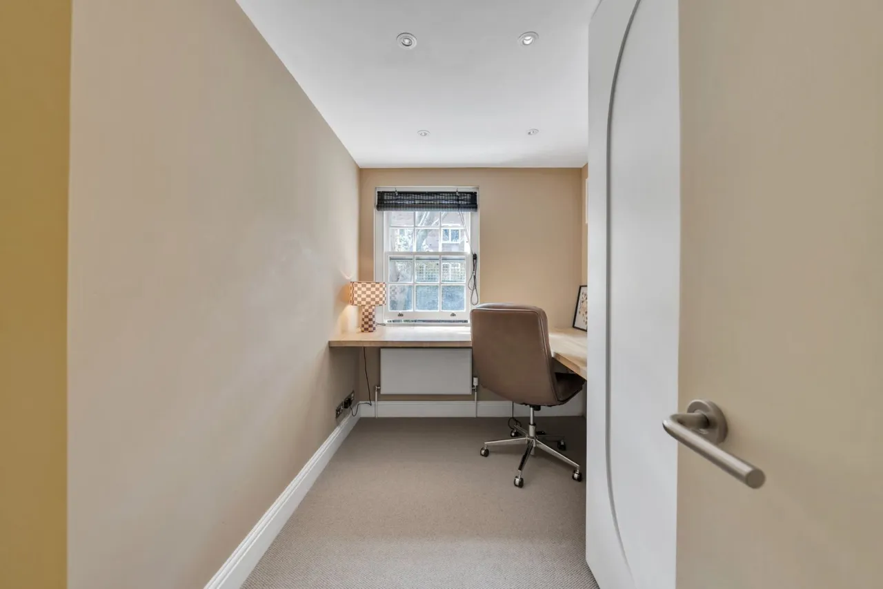 Ordnance Hill, St. John's Wood, NW8, photo 13