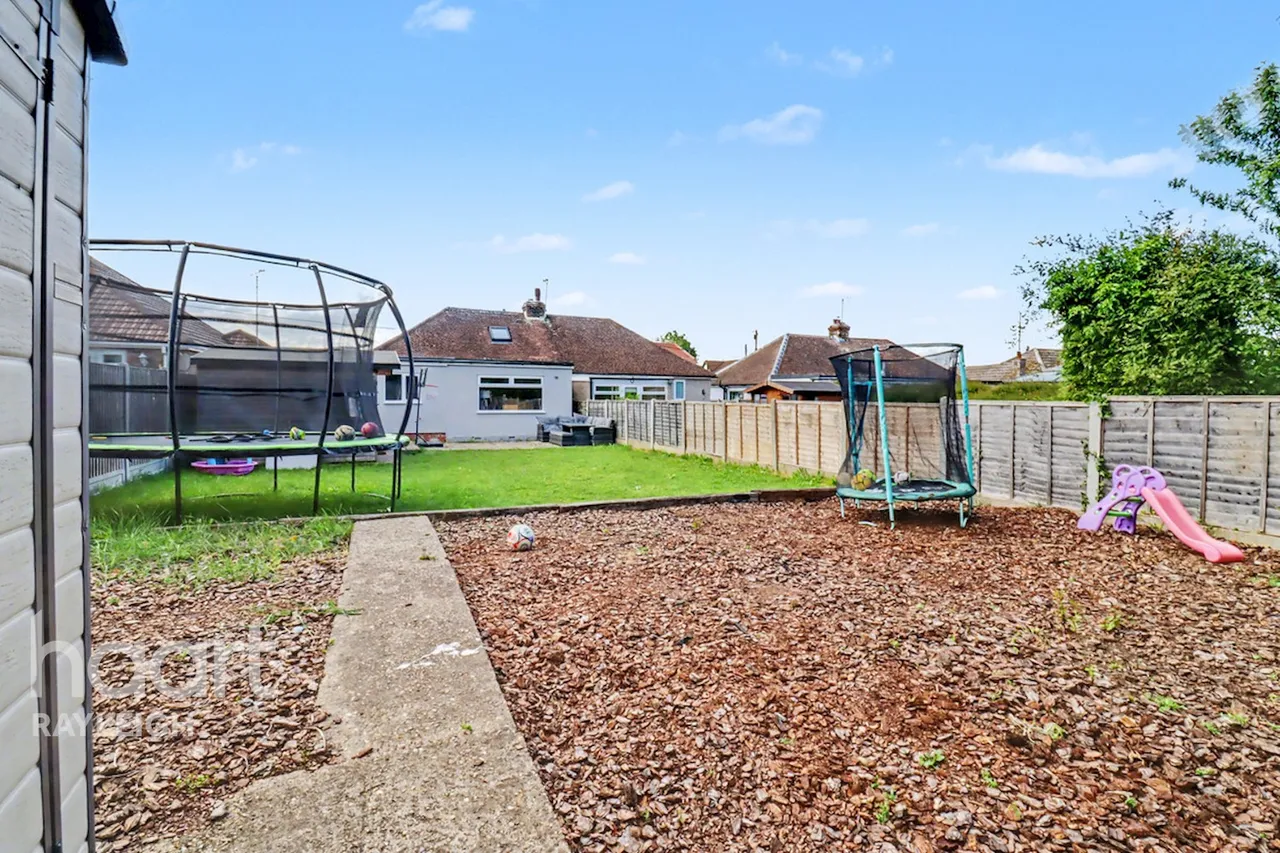 Talbot Avenue, Rayleigh, SS6, photo 3