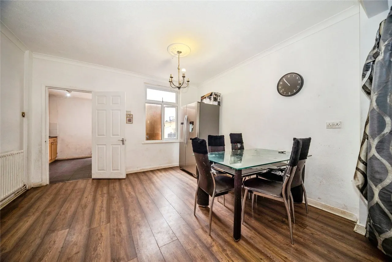 Windsor Street, Bletchley, Milton Keynes, Buckinghamshire, MK2, photo 2