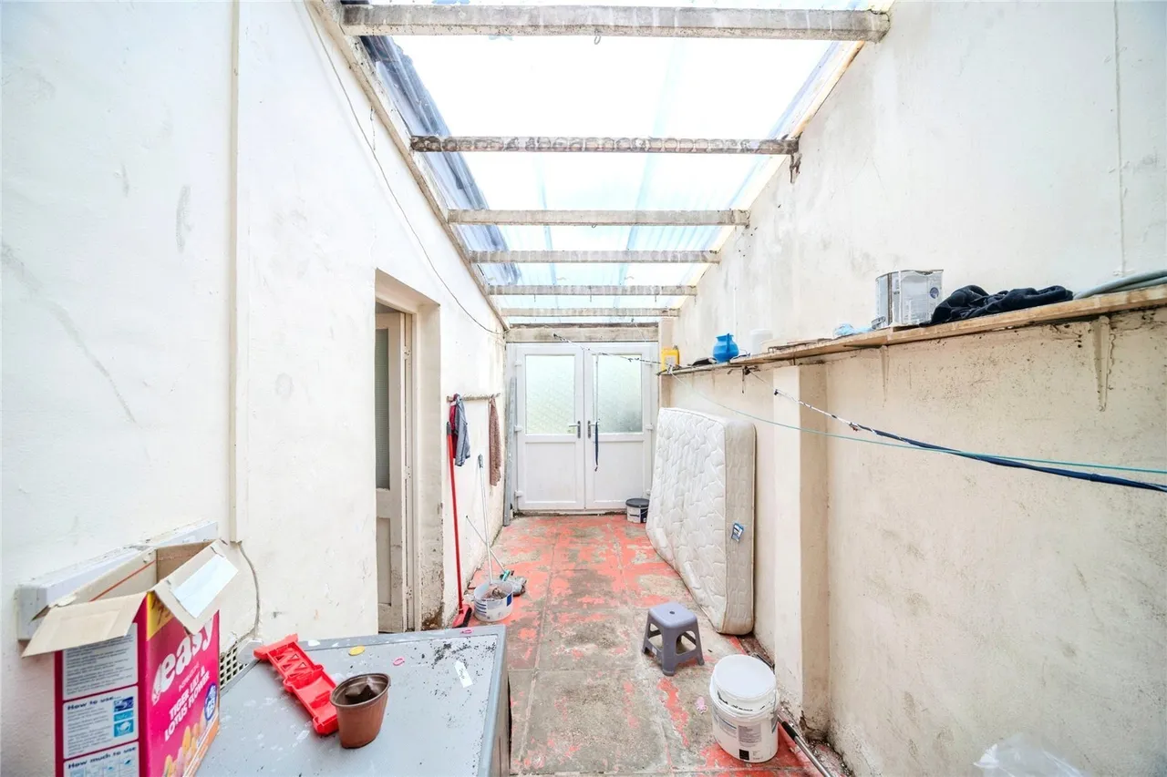 Windsor Street, Bletchley, Milton Keynes, Buckinghamshire, MK2, photo 19