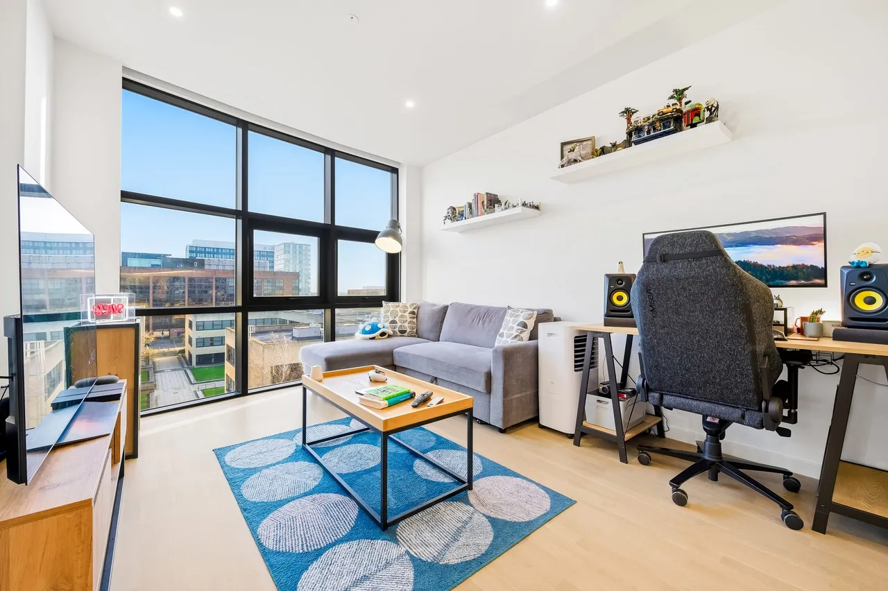 Flat 52, Medina House 302-340 Silbury Boulevard, Milton Keynes, Milton Keynes, MK9 2FA, photo 7