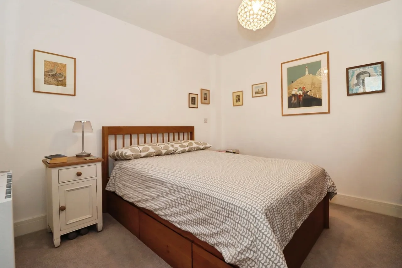 Quaker Lane, Thornbury, Bristol, Gloucestershire, BS35, photo 5