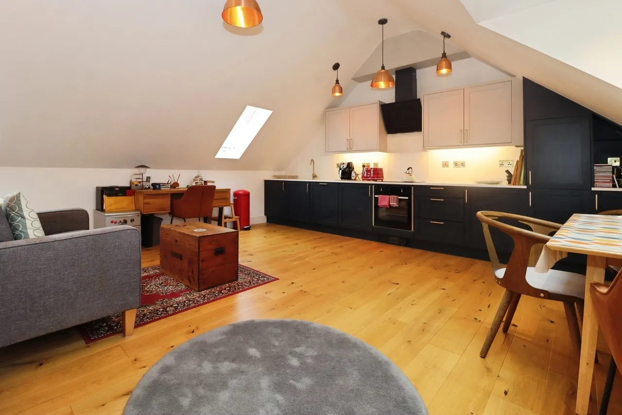 Quaker Lane, Thornbury, Bristol, Gloucestershire, BS35, photo 15