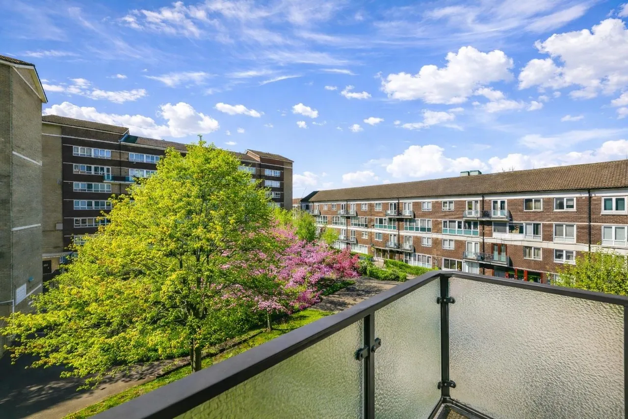 Sheffield Square, London, E3, photo 5