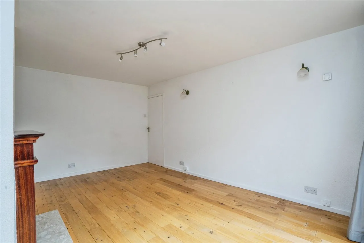 Sunnymead Drive, Waterlooville, PO7, photo 17