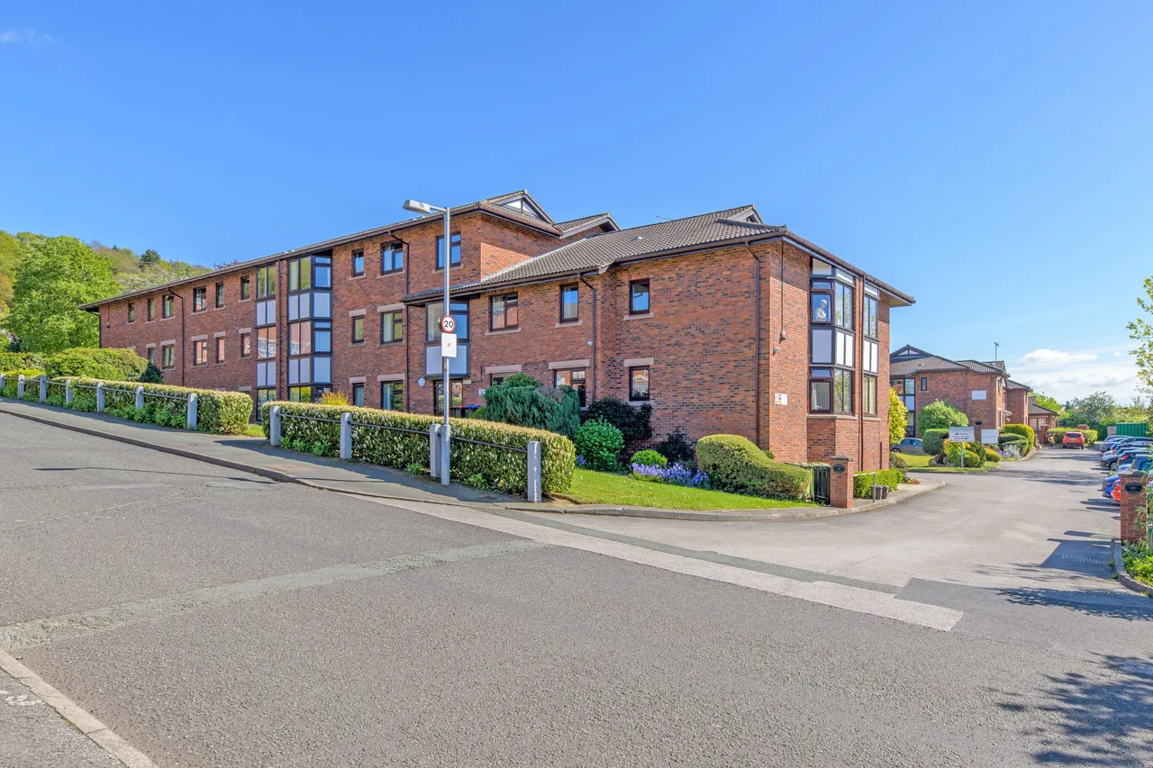 Lincoln Court Lower Robin Hood Lane, Frodsham, photo 10
