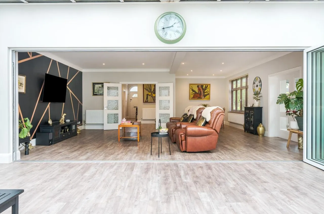 Cheam Road, East Ewell, KT17 3EG, photo 6