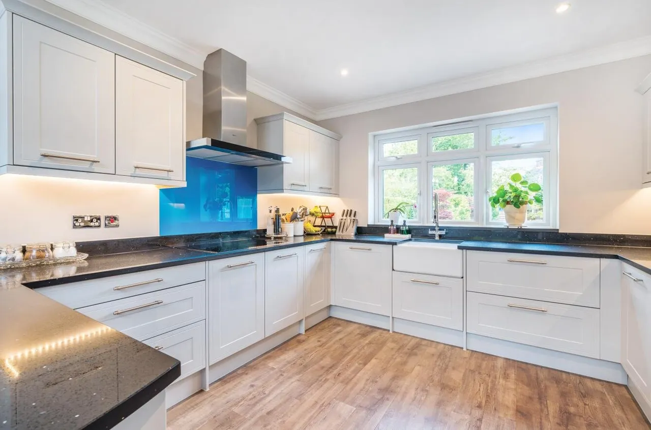 Cheam Road, East Ewell, KT17 3EG, photo 10