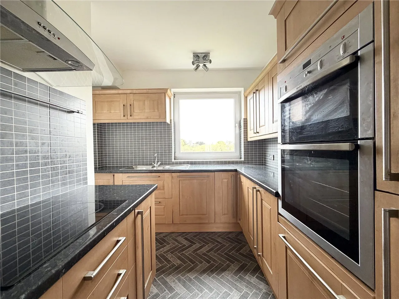 West Cliff Road, Bournemouth, Dorset, BH4, photo 9