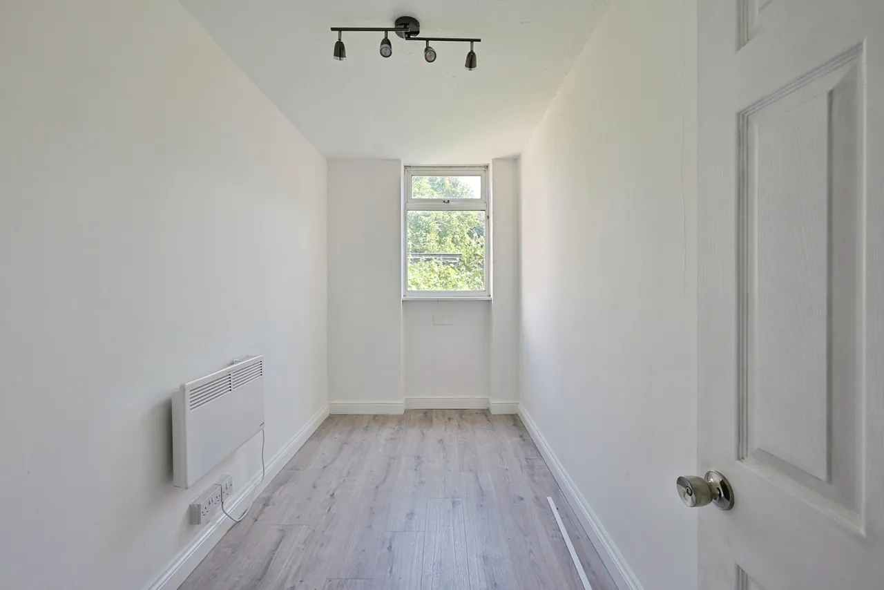 Cottingham Road, London, SW8, photo 9