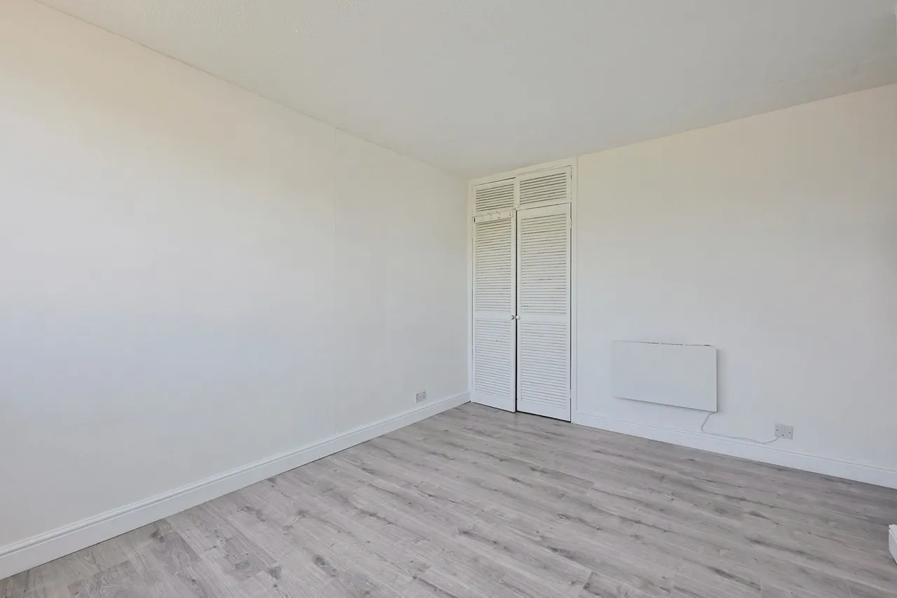Cottingham Road, London, SW8, photo 8
